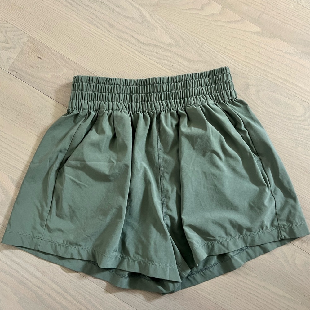 Vuori Villa short
